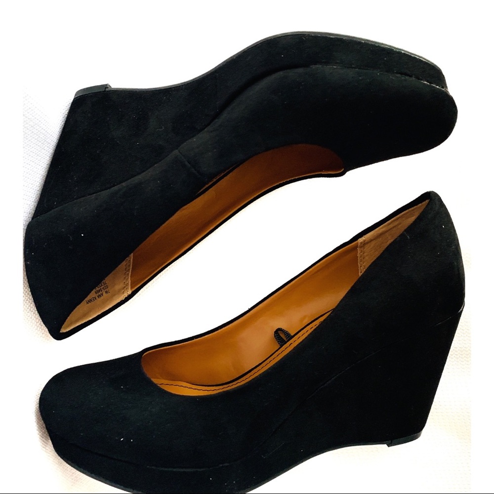 A.n.a Black Microsuede Wedges